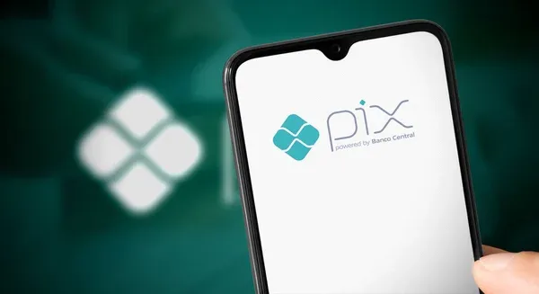 Com pagamento de salários por PIX, empresas promovem a liberdade bancária do trabalhador