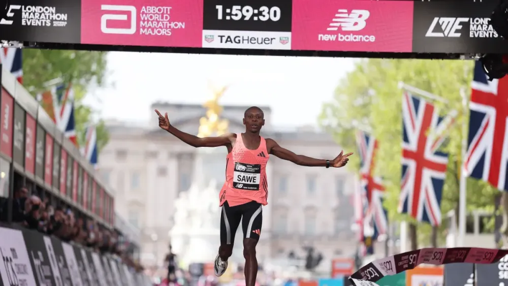 Sabastian Sawe vence Maratona de Londres com tempo histórico abaixo de duas horas