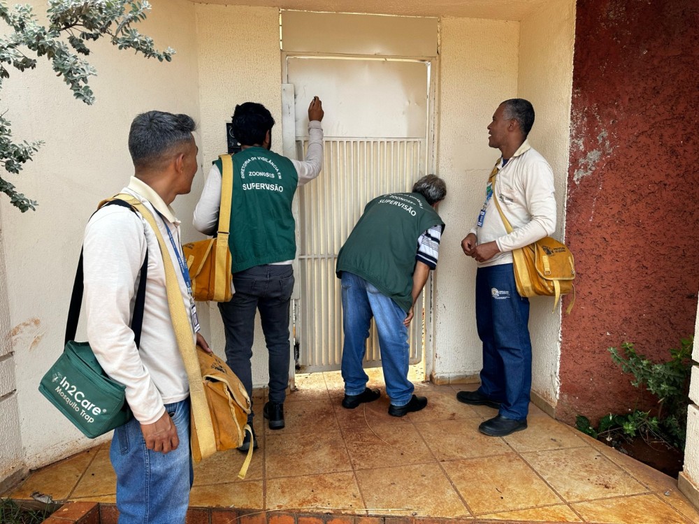 Prefeitura de Goiânia inicia vistoria compulsória em imóveis fechados ou abandonados para combate de focos de dengue
