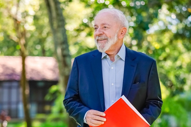 Para Lula, distribuição de renda, inclusão social, crescimento econômico, educação e civilidade democrática são marcas do terceiro mandato