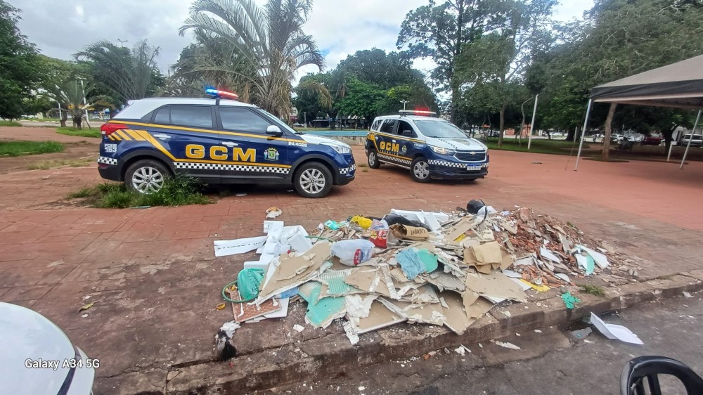 Guarda Civil Metropolitana flagra descarte irregular na Praça Vereador Boaventura