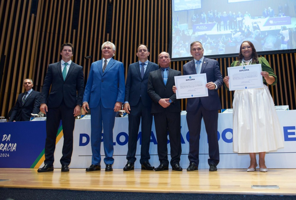 Diplomação do prefeito Sandro Mabel e dos 37 vereadores de Goiânia destaca compromisso com democracia e transição colaborativa
