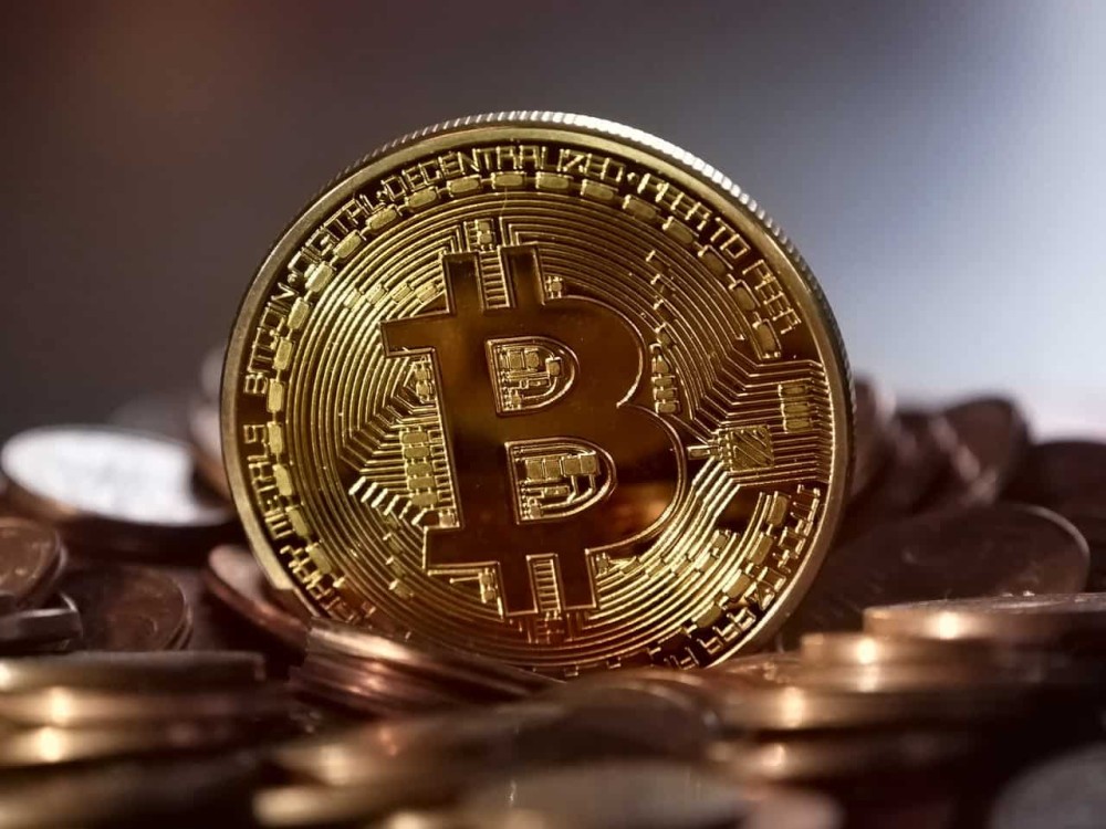 Mineração de criptomoeda com infinitos recursos: os seus!
