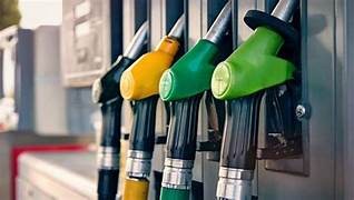 Região Sudeste fecha ano com gasolina mais barata do país (R$ 5,69) e redução mais expressiva para o diesel comum, de 2,47%, aponta Edenred Ticket Log